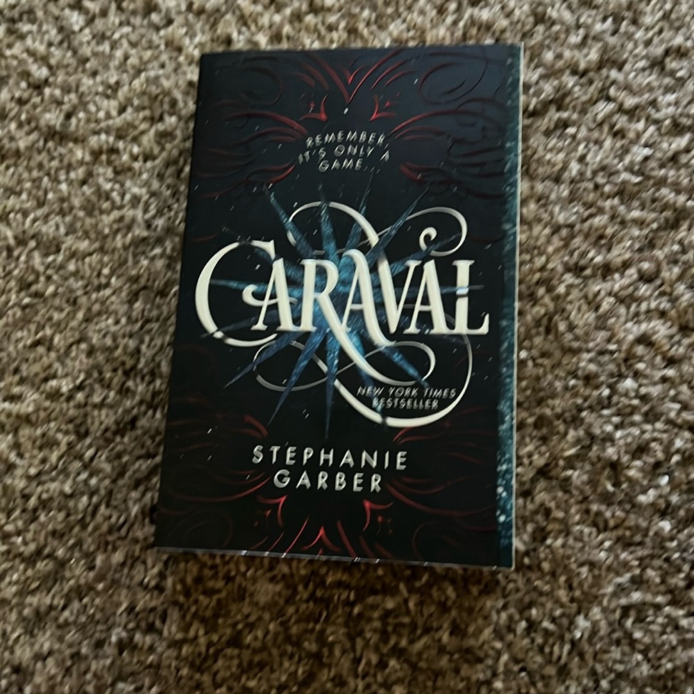 Caraval by Stephanie Garber paperback